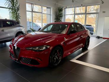 SPOTICAR Alfa Romeo Giulia Quadrifoglio Gebraucht - Limousine Benzin Rot - Chemnitz - 801283573_1
