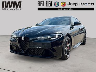 SPOTICAR Alfa Romeo Giulia Quadrifoglio Sparco Sportsitze Gebraucht - Limousine Benzin Schwarz - Wuerzburg - 801304962_2