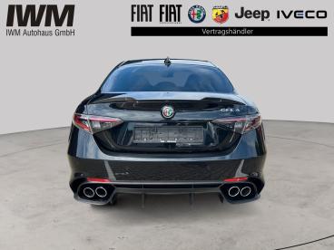 SPOTICAR Alfa Romeo Giulia Quadrifoglio Sparco Sportsitze Gebraucht - Limousine Benzin Schwarz - Wuerzburg - 801304962_5
