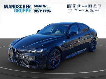 ALFA ROMEO CERTIFIED Alfa Romeo Giulia Quadrifoglio 2.9 V6 Bi-turbo Kam.+keyless Gebraucht - Limousine Benzin Schwarz - Oldenburg - 1312898_1