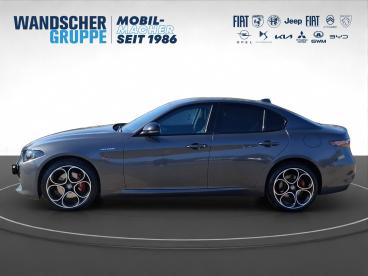 ALFA ROMEO CERTIFIED Alfa Romeo Giulia Veloce Q4 2.0 Turbo 16v Kam.+keyless+shz Gebraucht - Limousine Benzin Grau - Oldenburg - 1312899_4