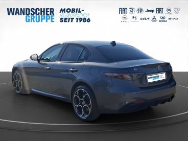 ALFA ROMEO CERTIFIED Alfa Romeo Giulia Veloce Q4 2.0 Turbo 16v Kam.+keyless+shz Gebraucht - Limousine Benzin Grau - Oldenburg - 1312899_5