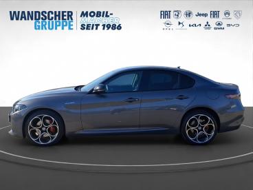ALFA ROMEO CERTIFIED Alfa Romeo Giulia Veloce Q4 2.0 Turbo 16v Kam.+keyless+shz Gebraucht - Limousine Benzin Grau - Oldenburg - 1314540_4