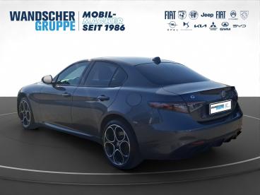 ALFA ROMEO CERTIFIED Alfa Romeo Giulia Veloce Q4 2.0 Turbo 16v Kam.+keyless+shz Gebraucht - Limousine Benzin Grau - Oldenburg - 1314540_5