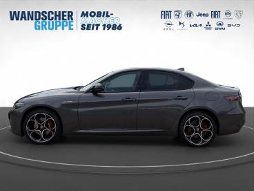 ALFA ROMEO CERTIFIED Alfa Romeo Giulia Veloce Q4 2.0 Turbo 16v Kam.+keyless+shz Gebraucht - Limousine Benzin  - Oldenburg - 1316664_4