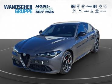 ALFA ROMEO CERTIFIED Alfa Romeo Giulia Veloce Q4 2.0 Turbo 16v Kam.+keyless+shz Gebraucht - Limousine Benzin  - Oldenburg - 1316665_1