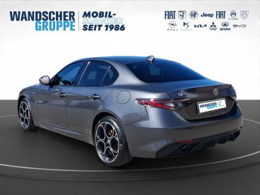 ALFA ROMEO CERTIFIED Alfa Romeo Giulia Veloce Q4 2.0 Turbo 16v Kam.+keyless+shz Gebraucht - Limousine Benzin  - Oldenburg - 1316665_4