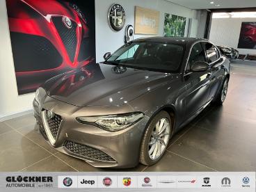 SPOTICAR Alfa Romeo Giulia Super 2.0l Tb Gebraucht - Limousine Benzin Grau - Leipzig - 801323790_1