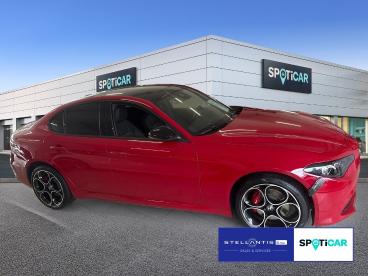 SPOTICAR Alfa Romeo Giulia 2.0 Sprint Q4 Pano Acc Memory Kamera Gebraucht - Limousine Benzin Rot - Leipzig - 1201324090_4
