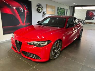SPOTICAR Alfa Romeo Giulia Veloce 2.0l Tb Premiumpaket Gebraucht - Limousine Benzin Rot - Leipzig - 801326704_2