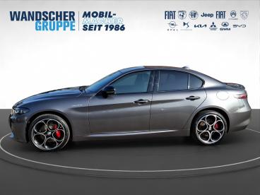 ALFA ROMEO CERTIFIED Alfa Romeo Giulia Veloce Q4 2.0 Turbo 16v Kam.+keyless+shz Gebraucht - Limousine Benzin  - Oldenburg - 1330474_2