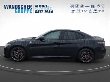 ALFA ROMEO CERTIFIED Alfa Romeo Giulia Quadrifoglio 2.9 V6 Bi-turbo Kam.+keyless Gebraucht - Limousine Benzin Schwarz - Oldenburg - 1330476_2