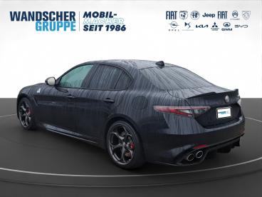 ALFA ROMEO CERTIFIED Alfa Romeo Giulia Quadrifoglio 2.9 V6 Bi-turbo Kam.+keyless Gebraucht - Limousine Benzin Schwarz - Oldenburg - 1330476_4