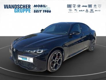 SPOTICAR Alfa Romeo Giulia Veloce Q4 2.0 Turbo 16v Kam.+keyless+shz Gebraucht - Limousine Benzin  - Oldenburg - 801330857_1
