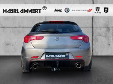 ALFA ROMEO CERTIFIED Alfa Romeo Giulietta Allwetter+navi+leder+bi-xenon+ahk+shz Gebraucht - Limousine Benzin  - Hasbergen - 1246165_5