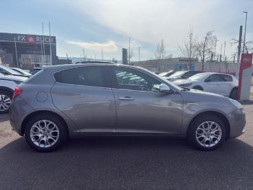 SPOTICAR Alfa Romeo Giulietta 2.0 Jtdm 20v Tct Lusso Gebraucht - Limousine Diesel  - Radolfzell - 1201285616_4