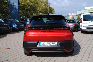 ALFA ROMEO CERTIFIED Alfa Romeo Junior Elettrica Speciale Technologie-paket Gebraucht - Suv Elektro Rot - Würzburg - 1044595_5