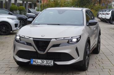 ALFA ROMEO CERTIFIED Alfa Romeo Junior Elettrica Speciale 156ps/navi/matrix-led Gebraucht - Suv Elektro  - Waldkraiburg - 1138285_2