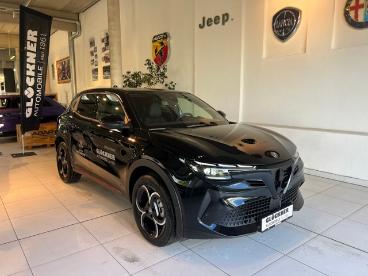 ALFA ROMEO CERTIFIED Alfa Romeo Junior Junior Ibrida 1.2 Vgt 48v-hybrid (100kw) Speciale Gebraucht - Suv Benzin Schwarz - Dresden - 1182544_2