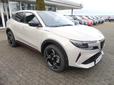 SPOTICAR Alfa Romeo Junior Ibrida Speciale 1.2 Vgt 145ps Dct6 Schiebedach Tec Gebraucht - Geländewagen Benzin Beige - Saarbruecken-dudweiler - 801228427_2