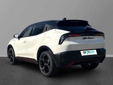 ALFA ROMEO CERTIFIED Alfa Romeo Junior Ibrida Speciale 1.2 Vgt Mild Hybrid 136ps Navi Led Gebraucht - Suv Benzin Weiß - Aachen - 1253965_3