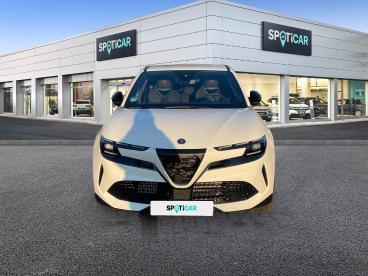 SPOTICAR Alfa Romeo Junior Ibrida Speciale 145 Aut *navi*shz*kamera Gebraucht - Geländewagen Benzin Weiß - Maintal - 1201256870_2