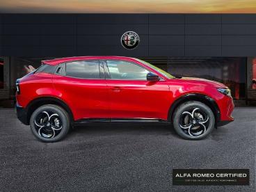 SPOTICAR Alfa Romeo Junior Ibrida Ti Q4 1.2 Vgt Gebraucht - Geländewagen Hybrid Rot - Breitenbrunn - 801279870_4