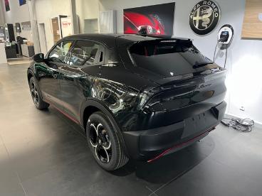 SPOTICAR Alfa Romeo Junior Ibrida Speciale 1.2l Mhev Technologypaket Gebraucht - Geländewagen Benzin Schwarz - Leipzig - 801283261_4