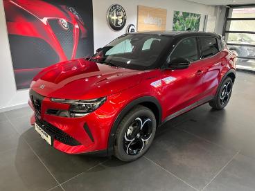 SPOTICAR Alfa Romeo Junior Ibrida Speciale 1.2l Mhev Technologypaket Gebraucht - Geländewagen Benzin Rot - Leipzig - 801283281_2