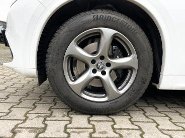 ALFA ROMEO CERTIFIED Alfa Romeo Stelvio Estrema - Assistenzpaket - Panorama - Alarmanlage Gebraucht - Suv Benzin  - Koeln - 1002925_4