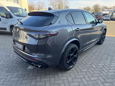 ALFA ROMEO CERTIFIED Alfa Romeo Stelvio Quadrifoglio V6 2.9 Bi-turbo 375kw At8-q4, Lm 21 Gebraucht - Suv Benzin  - Lehrte - 1003238_4