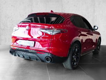 ALFA ROMEO CERTIFIED Alfa Romeo Stelvio Competizione Q4 Allrad Navi Leder Gebraucht - Suv Benzin  - Koeln - 1039046_2