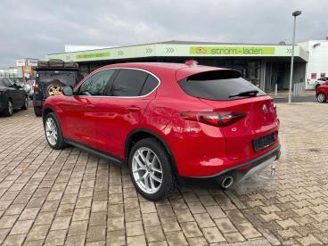 ALFA ROMEO CERTIFIED Alfa Romeo Stelvio Super Q4 Navi, Ahk, Kamera, Memory-sitze Gebraucht - Suv Benzin Rot - Würzburg - 1085152_3