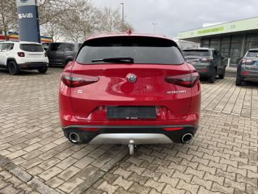 ALFA ROMEO CERTIFIED Alfa Romeo Stelvio Super Q4 Navi, Ahk, Kamera, Memory-sitze Gebraucht - Suv Benzin Rot - Würzburg - 1085152_4