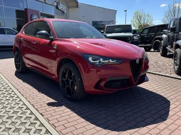 SPOTICAR Alfa Romeo Stelvio Quadrifoglio Q4 Gebraucht - Suv Benzin  - Chemnitz - 801116840_3