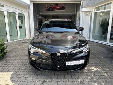 ALFA ROMEO CERTIFIED Alfa Romeo Stelvio Quadrifoglio Q4, Schiebedach Gebraucht - Suv Benzin Schwarz - Rosenheim - 1153268_2