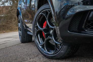 ALFA ROMEO CERTIFIED Alfa Romeo Stelvio Qv 2.9 510ps*top*neuwertig* Gebraucht - Suv Benzin Schwarz - Moenchweiler - 1182477_2