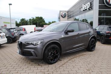SPOTICAR Alfa Romeo Stelvio Quadrifoglio My24 Technologie Np:106.140 Gebraucht - Suv Benzin Grau - Würzburg - 801183299_3