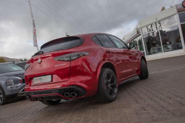 ALFA ROMEO CERTIFIED Alfa Romeo Stelvio Quadrifoglio 2.9l Q4 Vom Ar Vertragshand Gebraucht - Suv Benzin Rot - Moenchweiler - 1195078_2