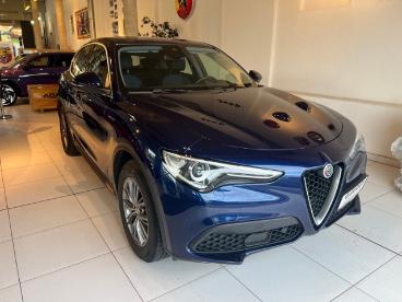 ALFA ROMEO CERTIFIED Alfa Romeo Stelvio Super 2.0l Q4 Super Q4 Gebraucht - Suv Benzin  - Dresden - 1198181_2