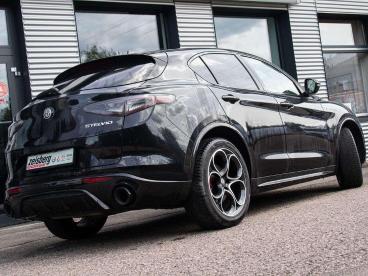 ALFA ROMEO CERTIFIED Alfa Romeo Stelvio Veloce 2.0 Q4 Vom Ar Vertragshandler Gebraucht - Suv Benzin Schwarz - Moenchweiler - 1199430_2