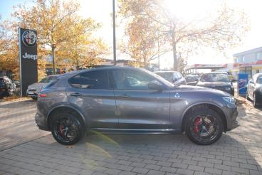 ALFA ROMEO CERTIFIED Alfa Romeo Stelvio 2.9 V6 Quadrifoglio Q4 Pano-dach Gebraucht - Suv Benzin Grau - Würzburg - 1202537_4