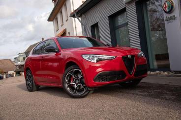 ALFA ROMEO CERTIFIED Alfa Romeo Stelvio Veloce 2.0 Q4 Tech-pak./bi-xenon/kamera Gebraucht - Suv Benzin Rot - Moenchweiler - 1203084_1