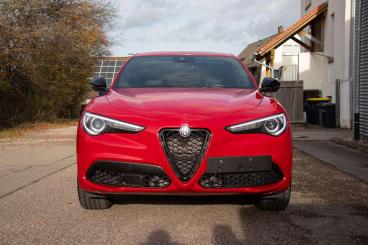 ALFA ROMEO CERTIFIED Alfa Romeo Stelvio Veloce 2.0 Q4 Tech-pak./bi-xenon/kamera Gebraucht - Suv Benzin Rot - Moenchweiler - 1203084_3
