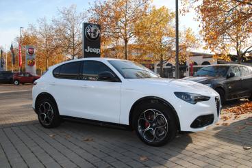 SPOTICAR Alfa Romeo Stelvio Veloce Q4 Elektr. Ahk, Premium-paket Gebraucht - Suv Benzin Weiß - Würzburg - 801205422_3