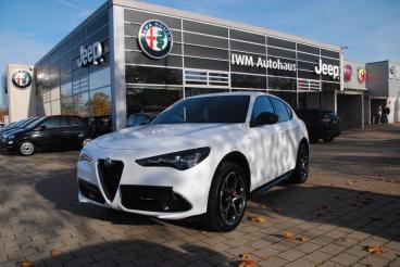 SPOTICAR Alfa Romeo Stelvio Veloce Q4 Elektr. Ahk, Premium-paket Gebraucht - Suv Benzin Weiß - Würzburg - 801205422_4