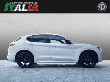 ALFA ROMEO CERTIFIED Alfa Romeo Stelvio Estrema 2.2 Diesel 16v At8 Q4 Gebraucht - Suv Diesel  - Regensburg - 1207972_3