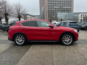 SPOTICAR Alfa Romeo Stelvio 2.0 Turbo 16v Lusso Ti Q4 (euro 6d) Gebraucht - Suv Benzin Rot - Berlin - 801210376_4