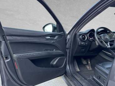 SPOTICAR Alfa Romeo Stelvio B-tech 2.2 At8 Q4 Gebraucht - Suv Diesel Grau - Regensburg - 801216515_5