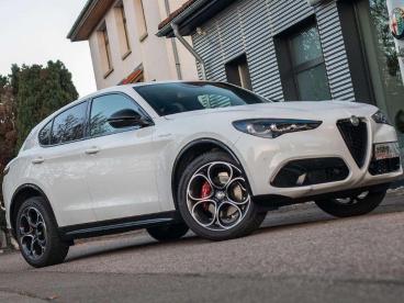 ALFA ROMEO CERTIFIED Alfa Romeo Stelvio Veloce 2.0 My24 Q4 Vom Ar Vertragshandle Gebraucht - Suv Benzin Weiß - Moenchweiler - 1222102_2